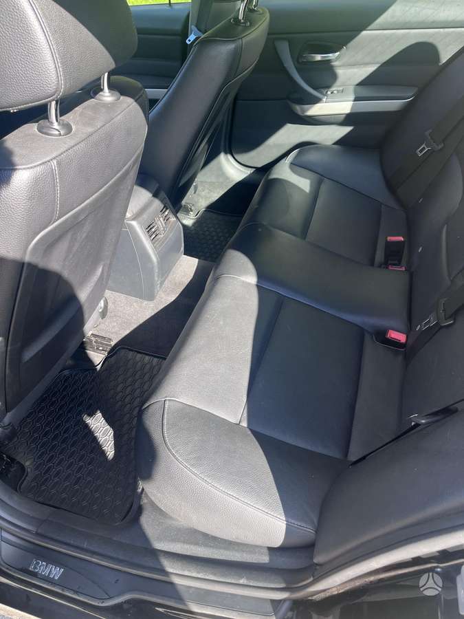 BMW 320, 2.0 l., Седан