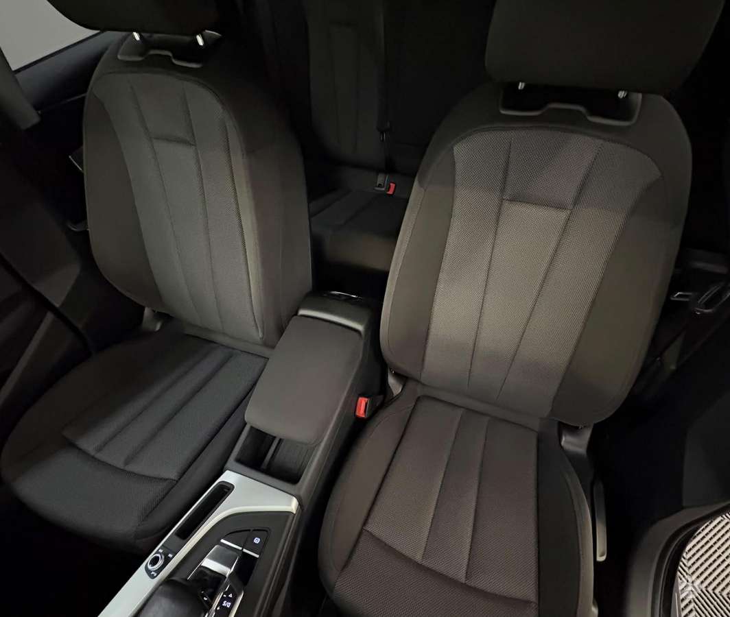 Audi A4, 2.0 l., Универсал