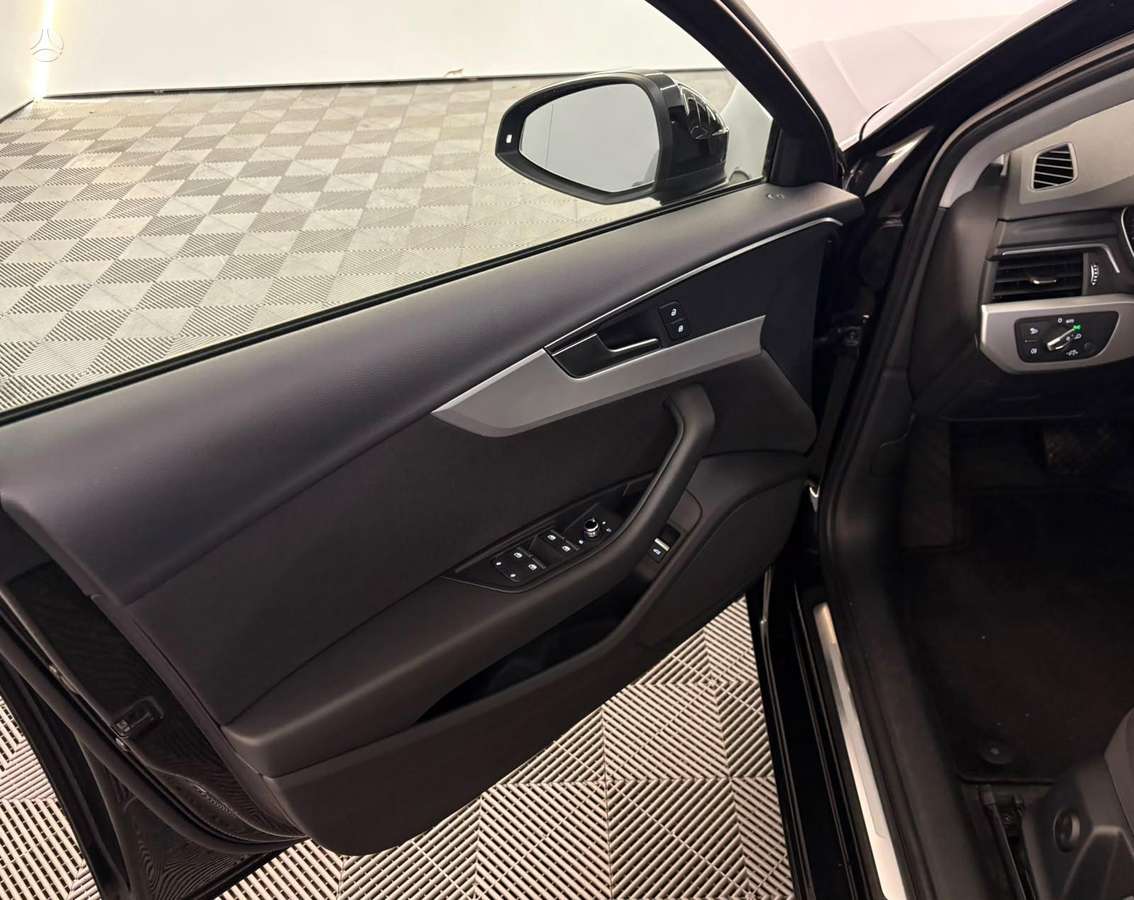 Audi A4, 2.0 l., universalas
