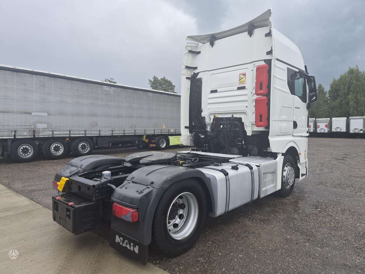 MAN TGX18.510 Retarder, double sleeper