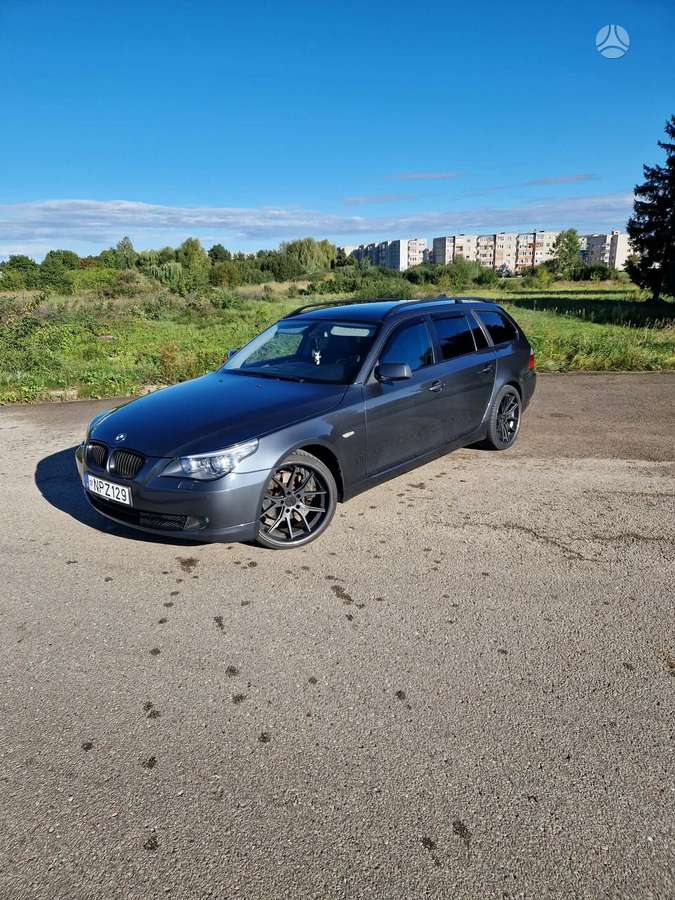 BMW 525, 2.5 l., Универсал