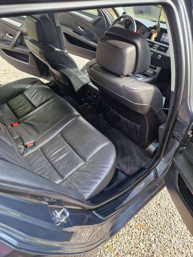 BMW 525, 2.5 l., Универсал