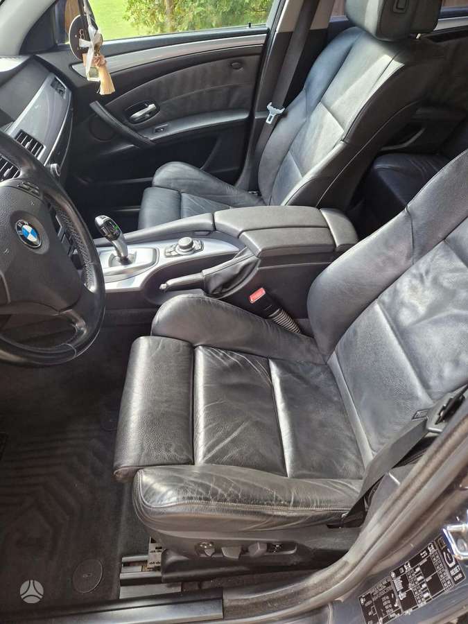 BMW 525, 2.5 l., wagon