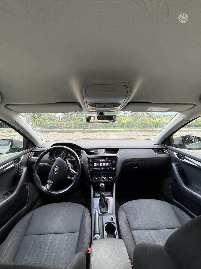 Škoda Octavia - 8