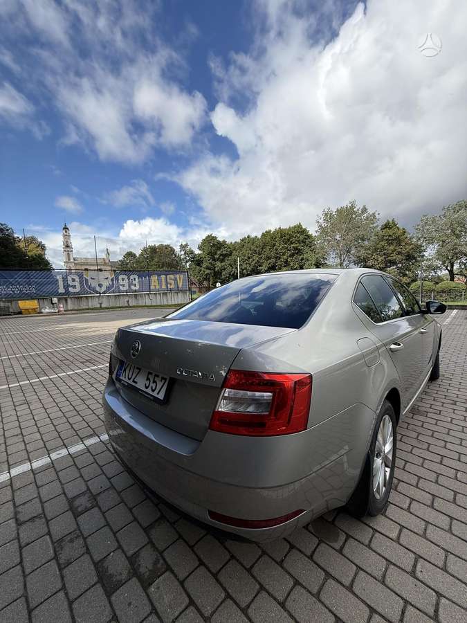 Škoda Octavia - 10