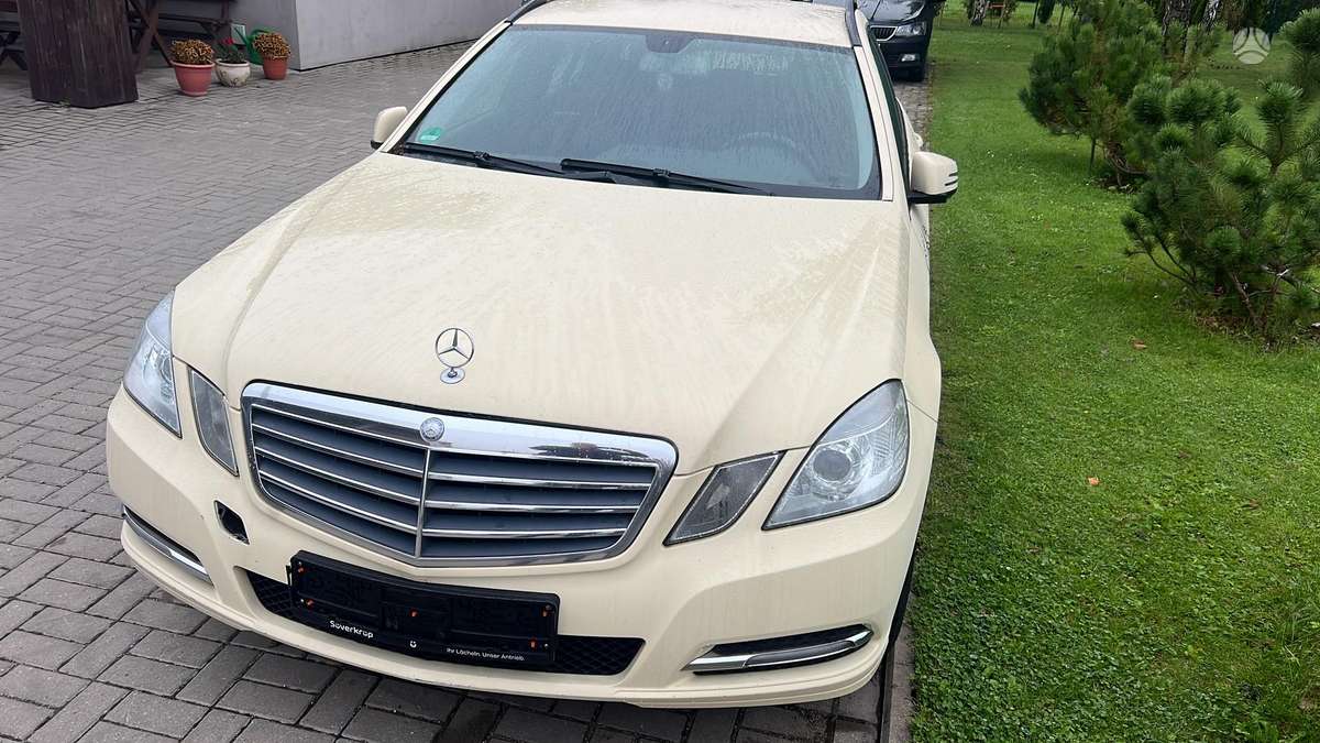Mercedes-Benz E200, 2.1 l., Универсал