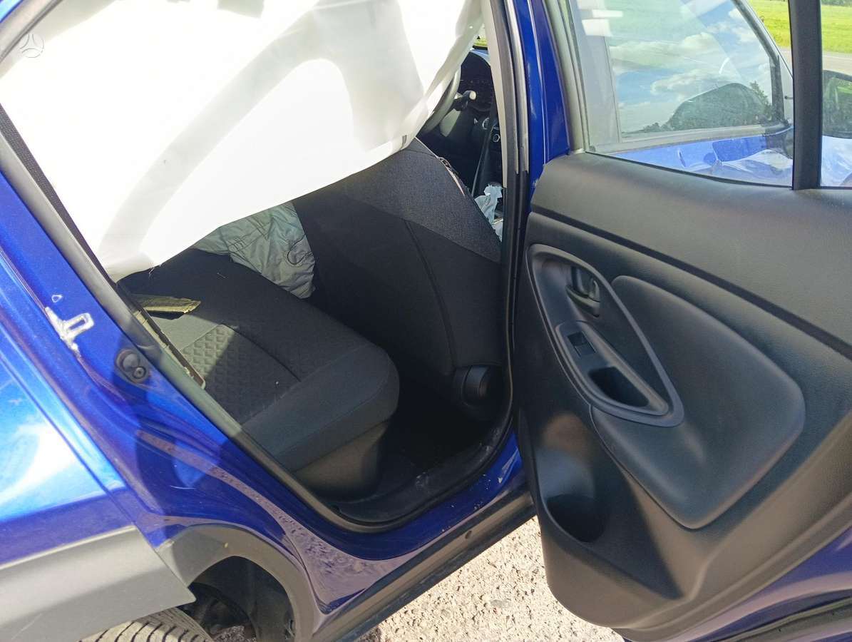 Toyota Yaris Cross - 8