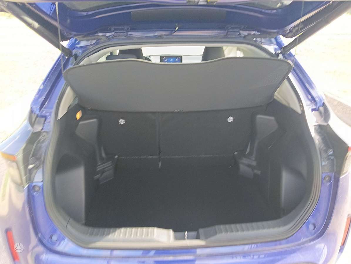 Toyota Yaris Cross - 12