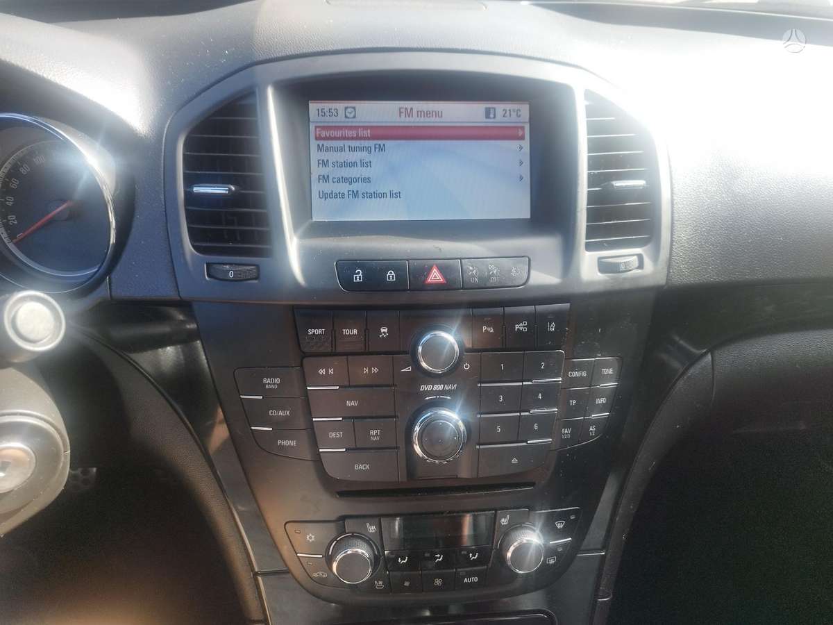 Opel Insignia, 2.0 l., Седан