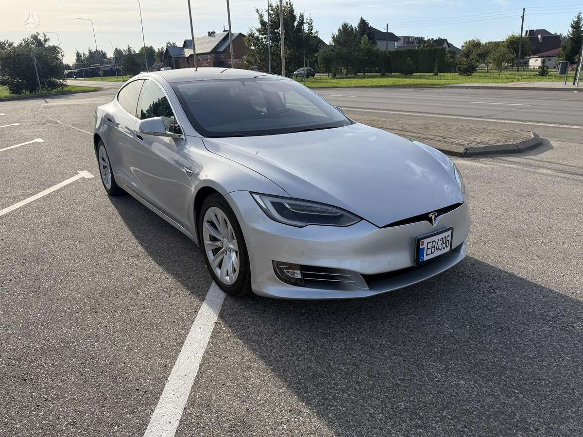 Tesla Model S, 90 kWh, hatchback