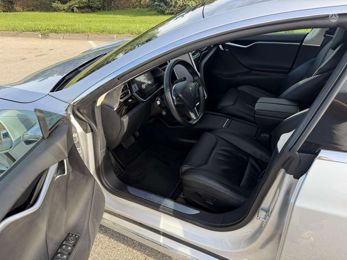 Tesla Model S, 90 kWh, hečbekas