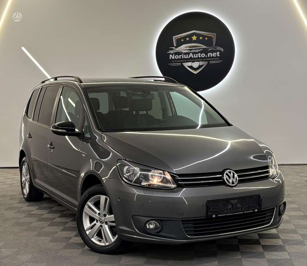 Volkswagen Touran - 1