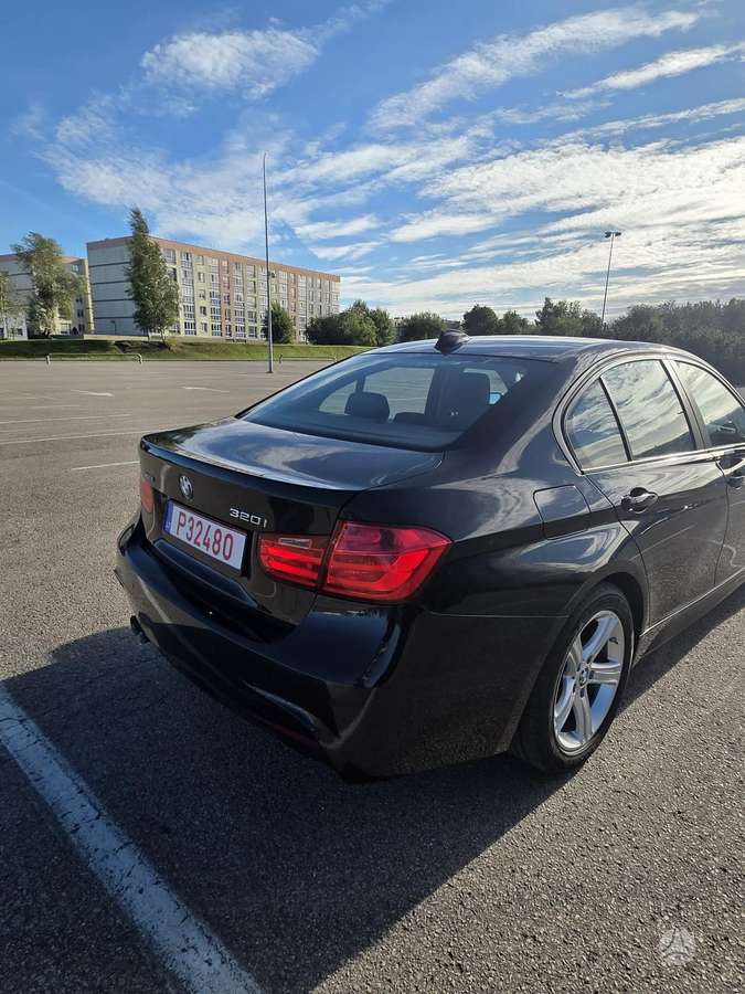 BMW 320, 2.0 l., Седан