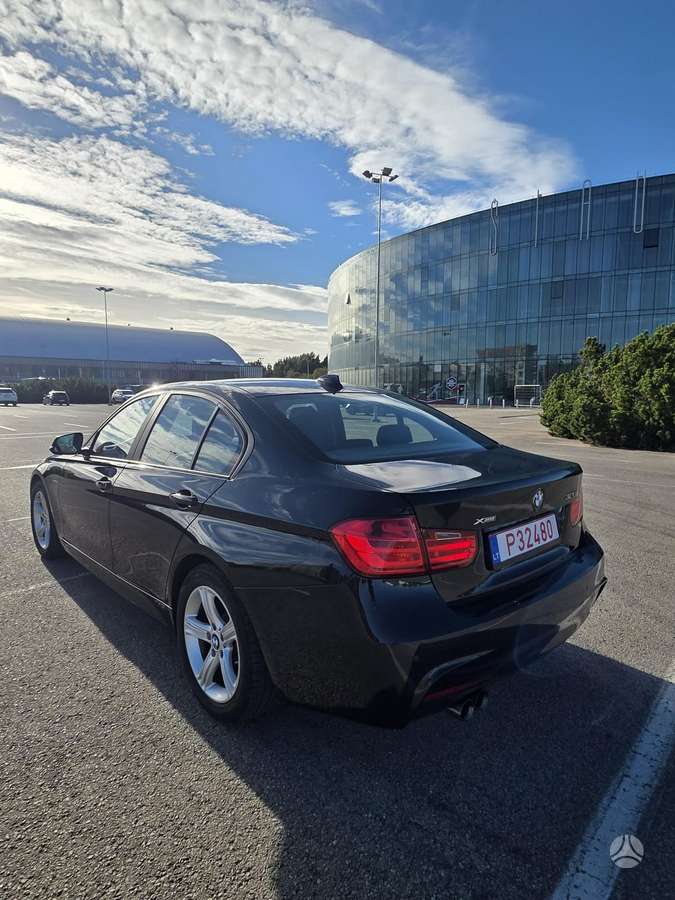 BMW 320, 2.0 l., Седан