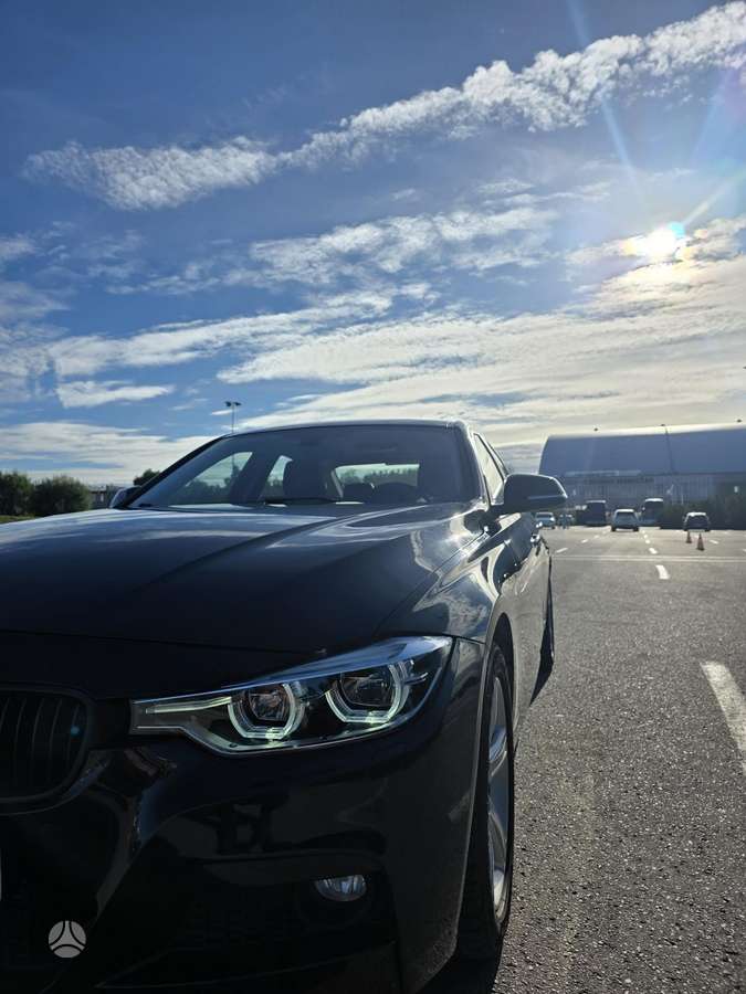 BMW 320, 2.0 l., Седан