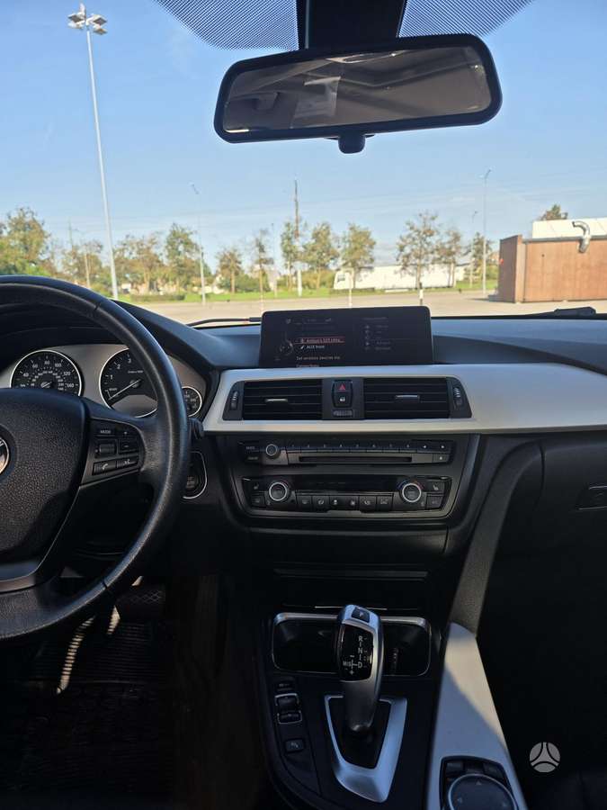 BMW 320, 2.0 l., Седан