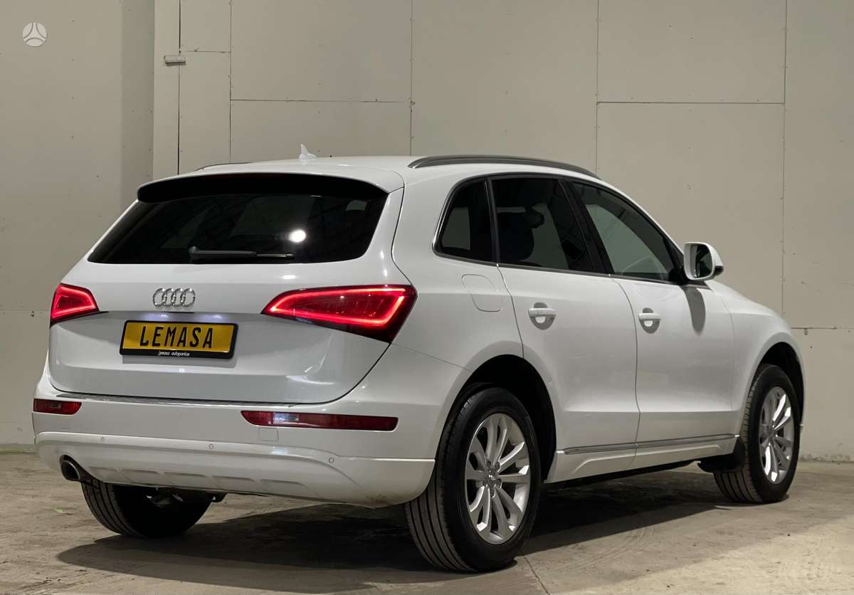Audi Q5, 2.0 l., Внедорожник / Кроссовер