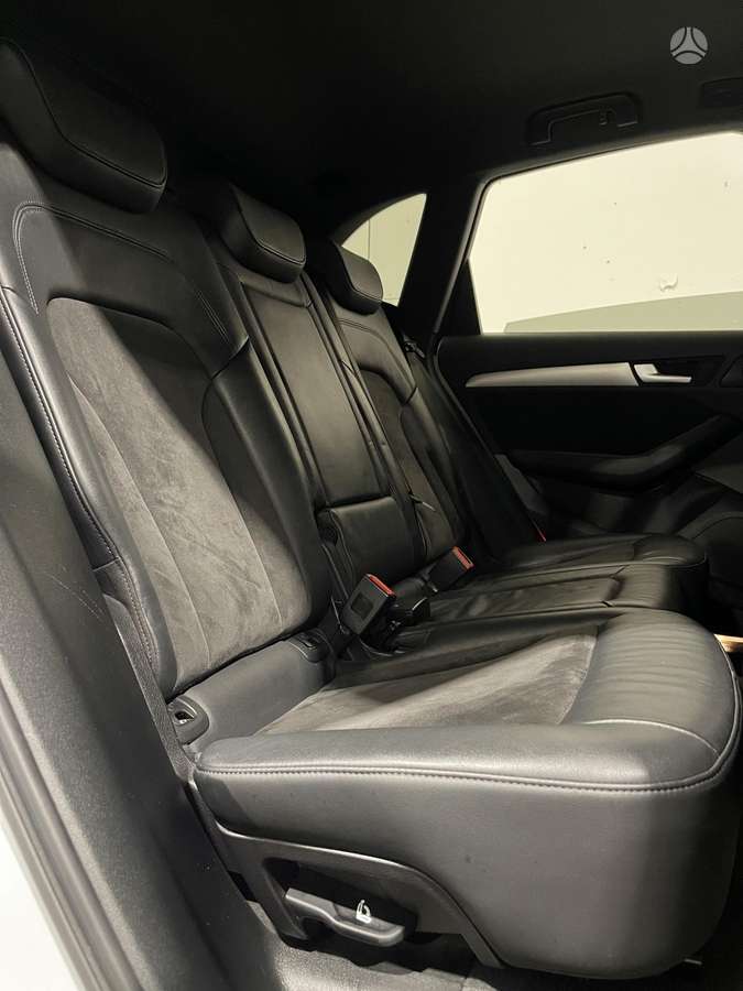 Audi Q5, 2.0 l., Внедорожник / Кроссовер