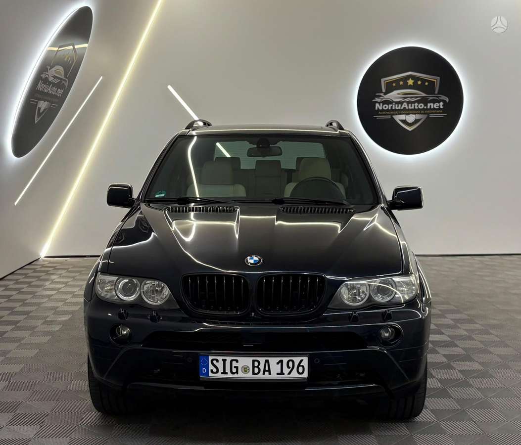 BMW X5, 3.0 l., off-road / crossover