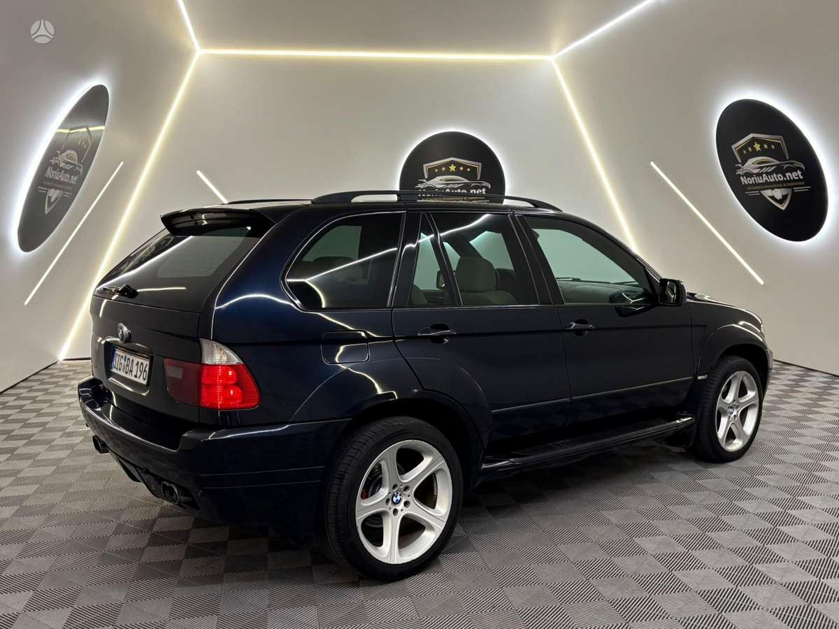 BMW X5, 3.0 l., off-road / crossover