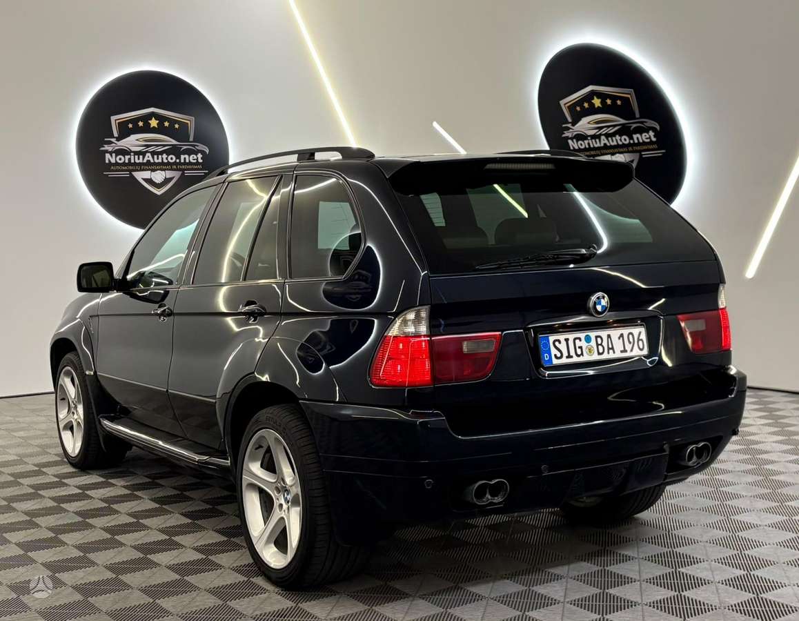 BMW X5, 3.0 l., off-road / crossover