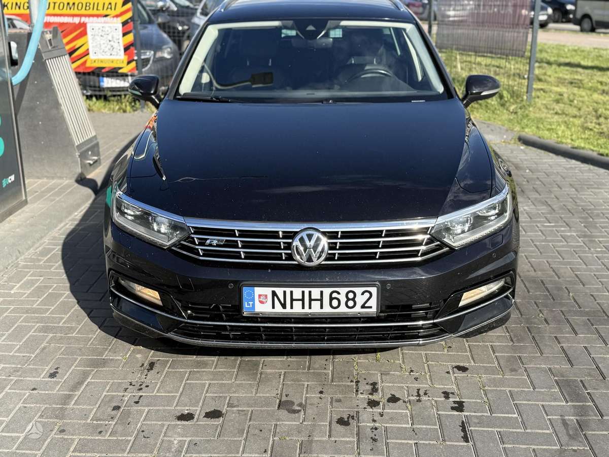 Volkswagen Passat - 2