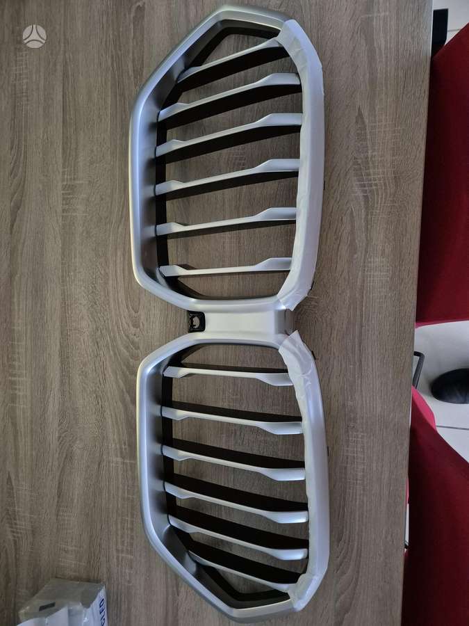 BMW X1 kėbulo dalys