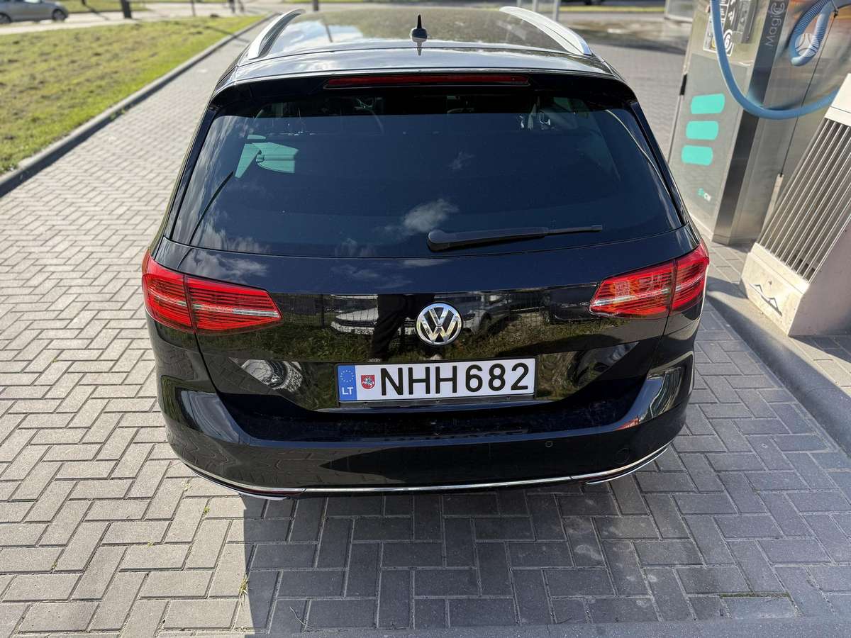 Volkswagen Passat - 5