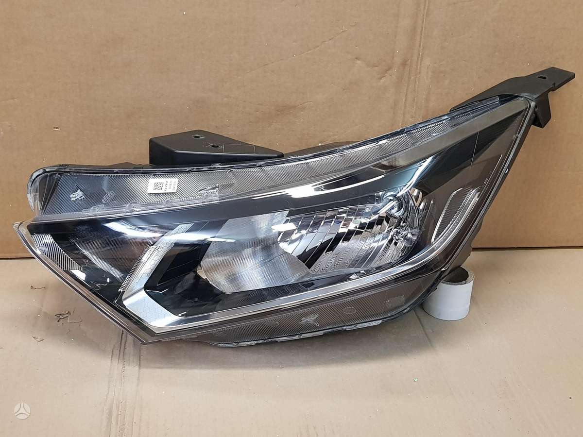 Hyundai i20, Q0, детали кузова