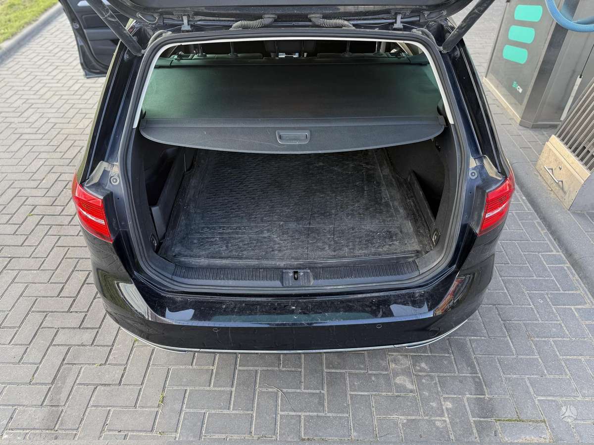 Volkswagen Passat, 2.0 l., Универсал