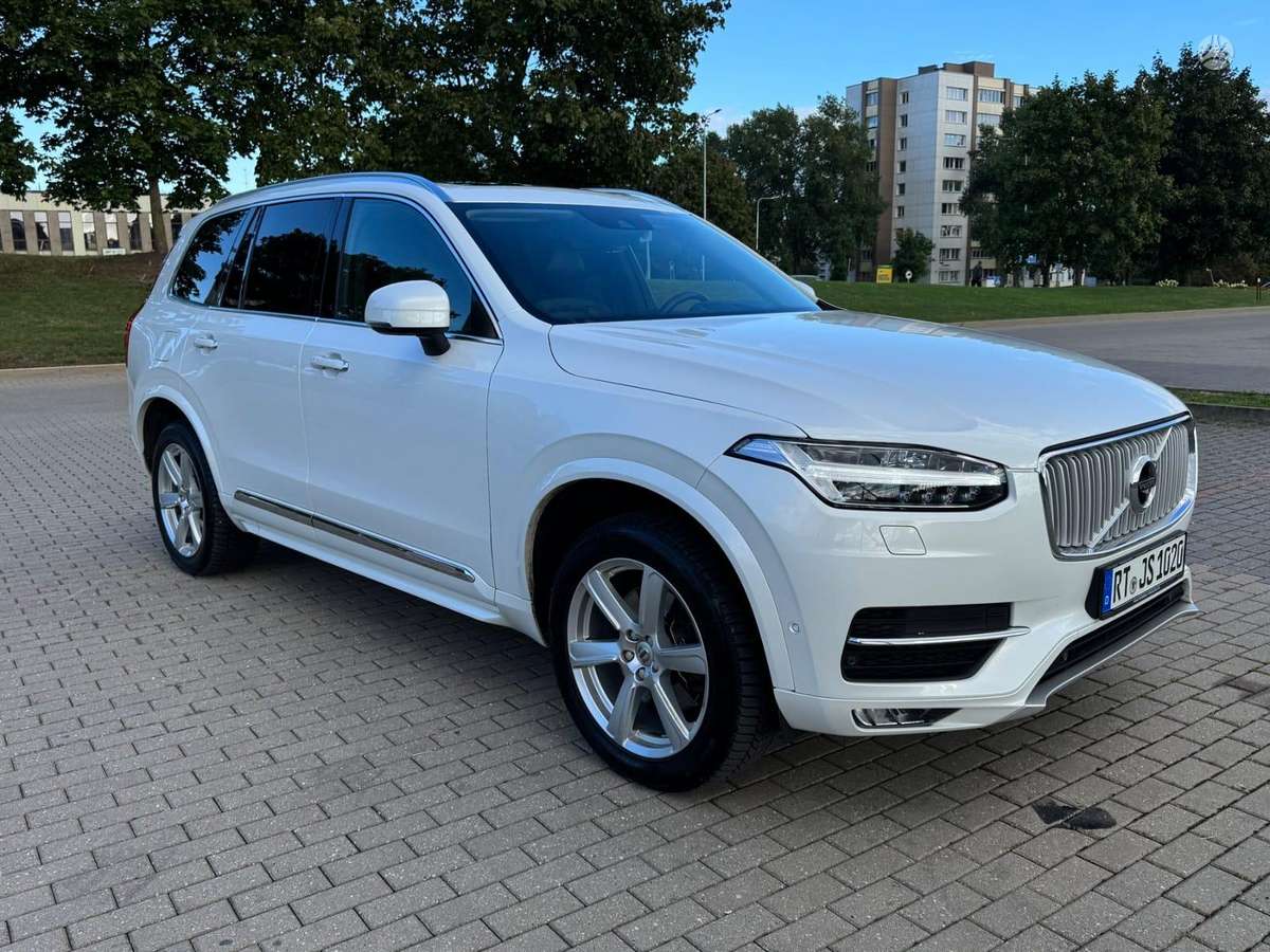 Volvo XC90 - 3