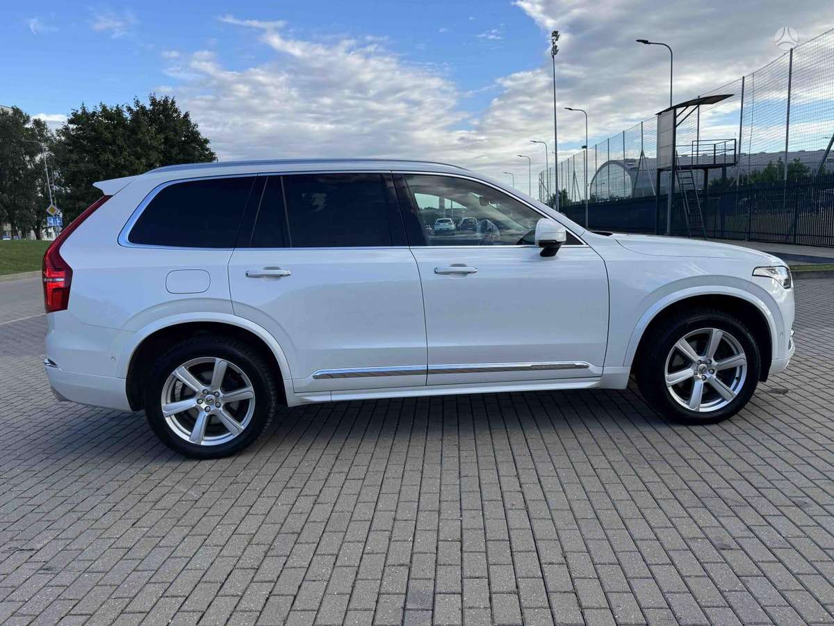 Volvo XC90 - 4