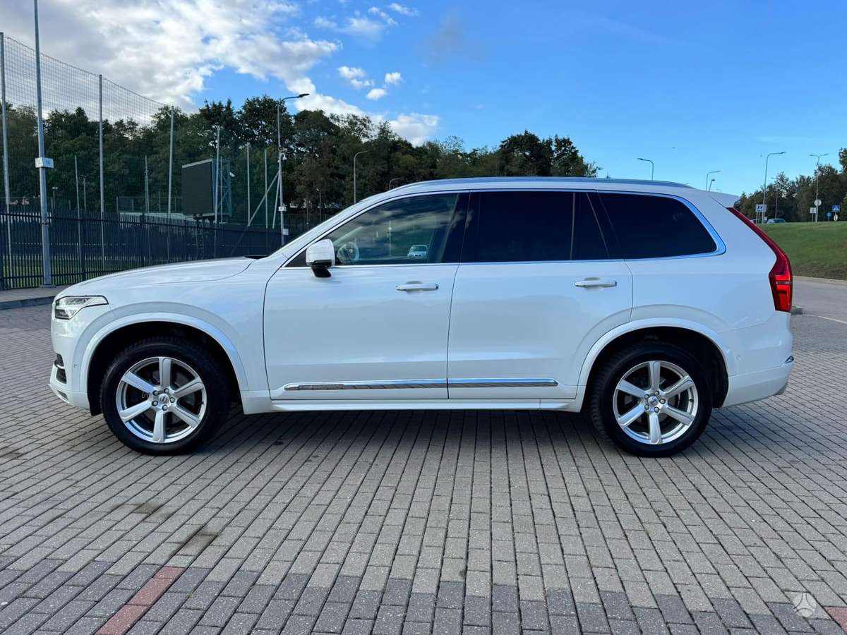 Volvo XC90 - 5