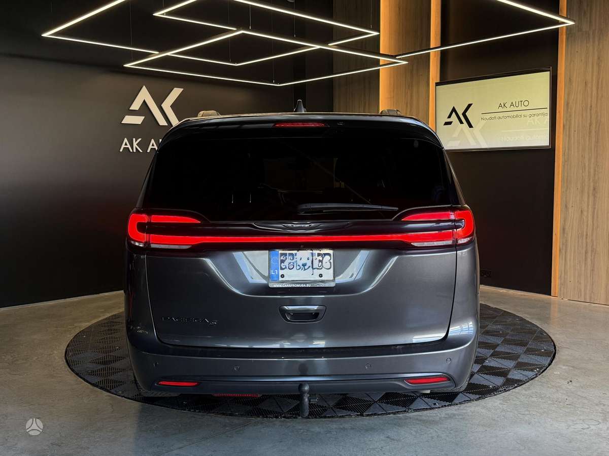 Chrysler Pacifica, 3.6 l., Минивэн