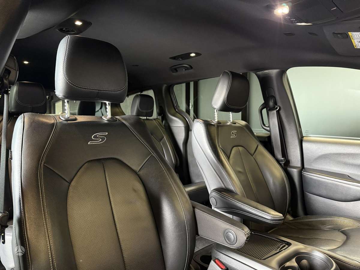 Chrysler Pacifica, 3.6 l., Минивэн