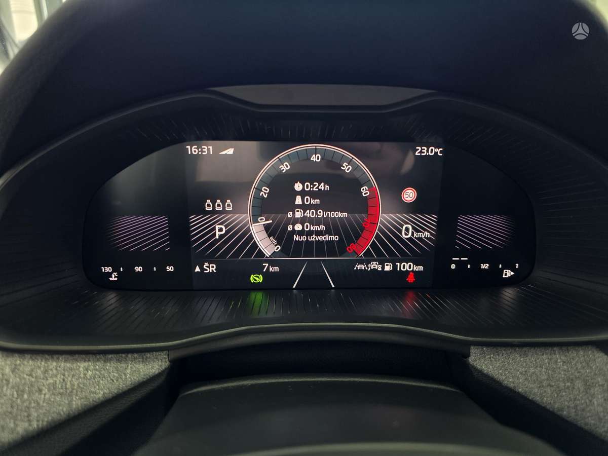 Skoda Scala, 1.0 l., hatchback