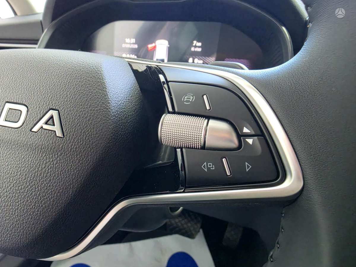 Skoda Scala, 1.0 l., hatchback