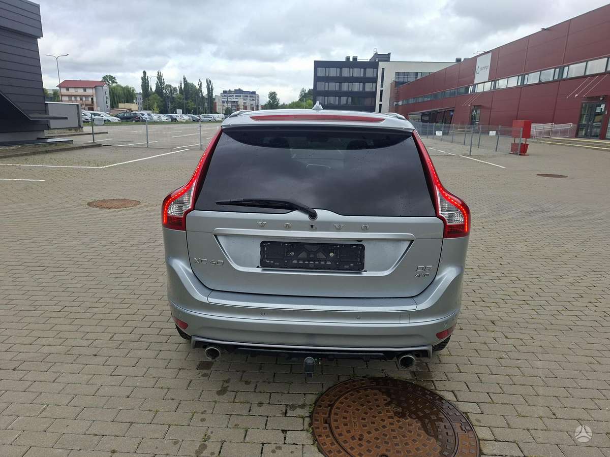 Volvo XC60 - 4