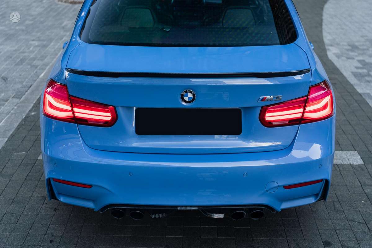 BMW M3, 3.0 l., Седан