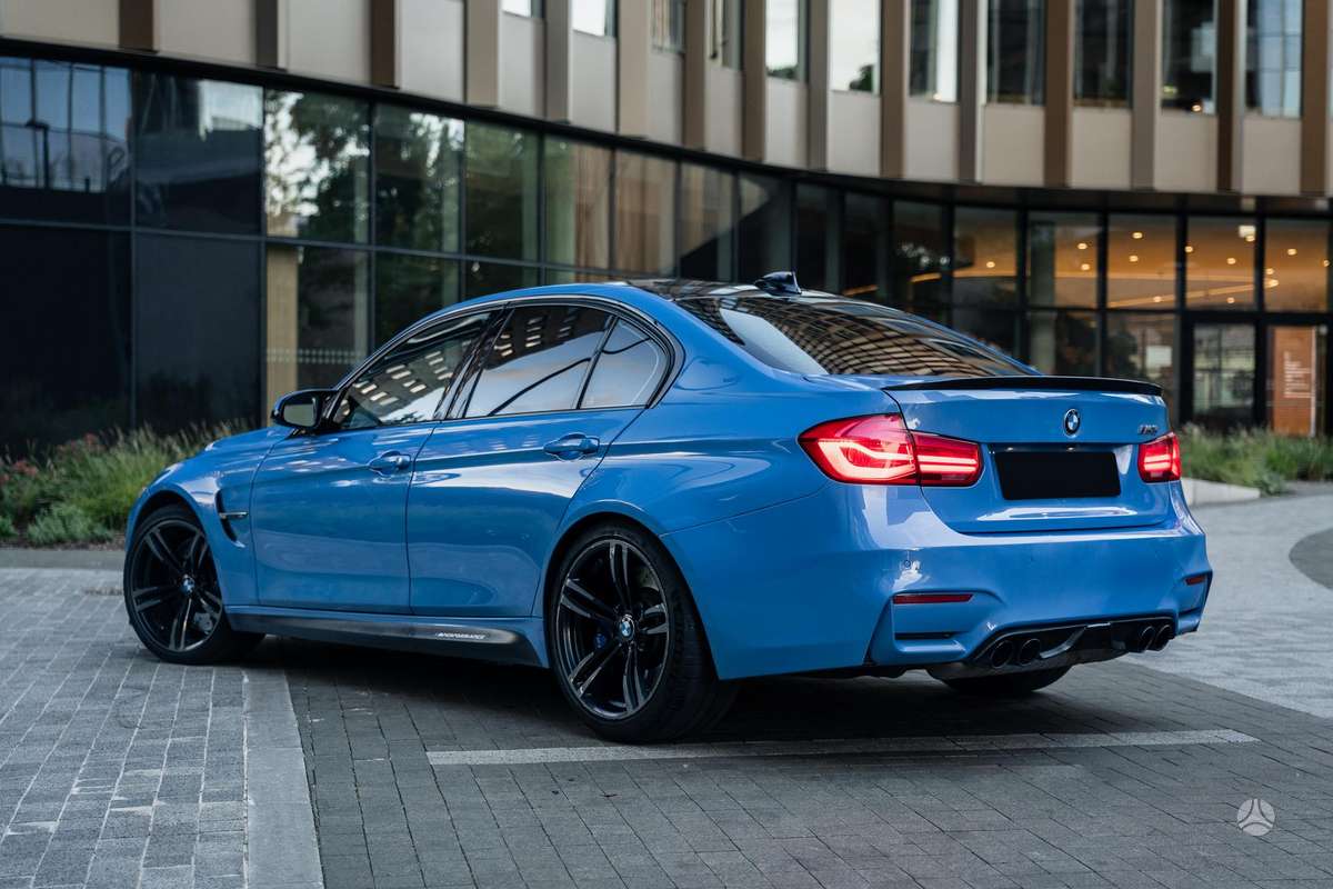 BMW M3, 3.0 l., Седан