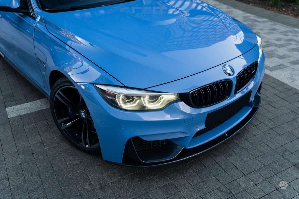 BMW M3, 3.0 l., Седан