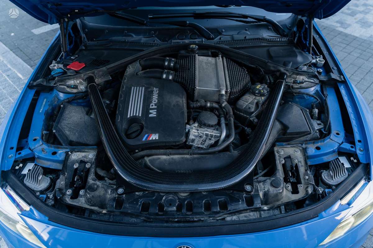 BMW M3, 3.0 l., Седан