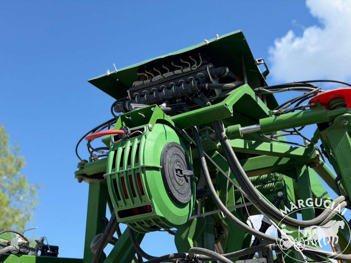 Amazone UX 4200, 4200 ltr, 24 m, sprayers
