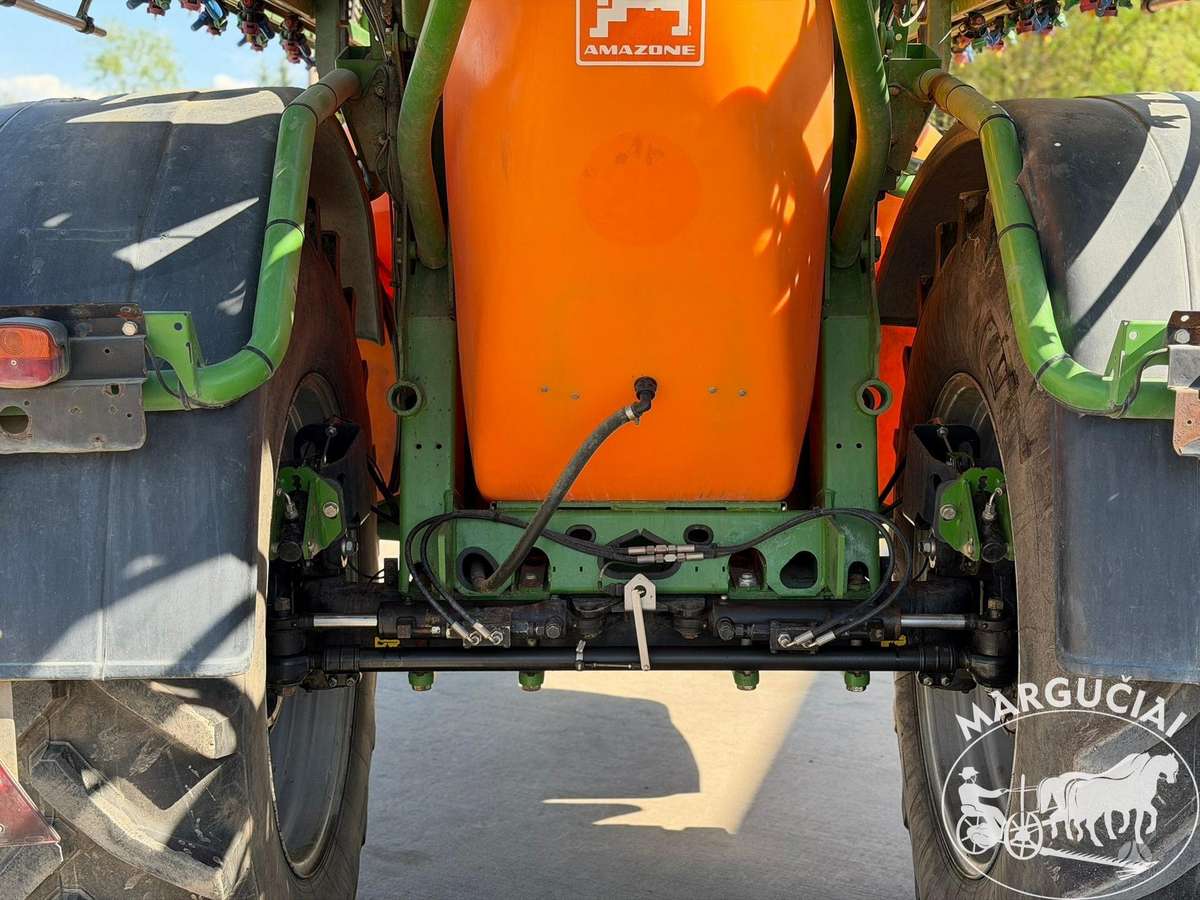 Amazone UX 4200, 4200 ltr, 24 m, sprayers