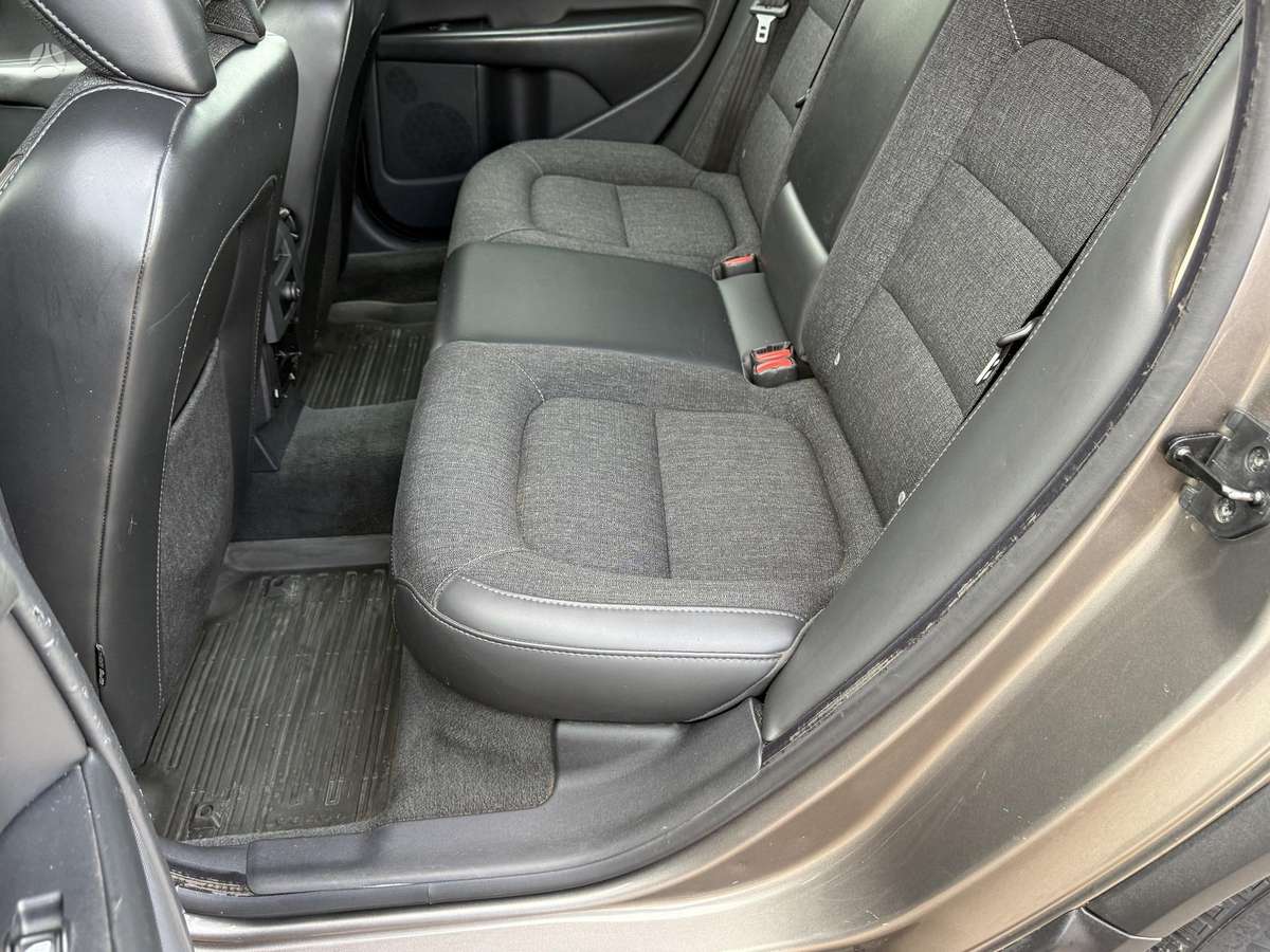 Volvo XC70, 2.4 l., Универсал