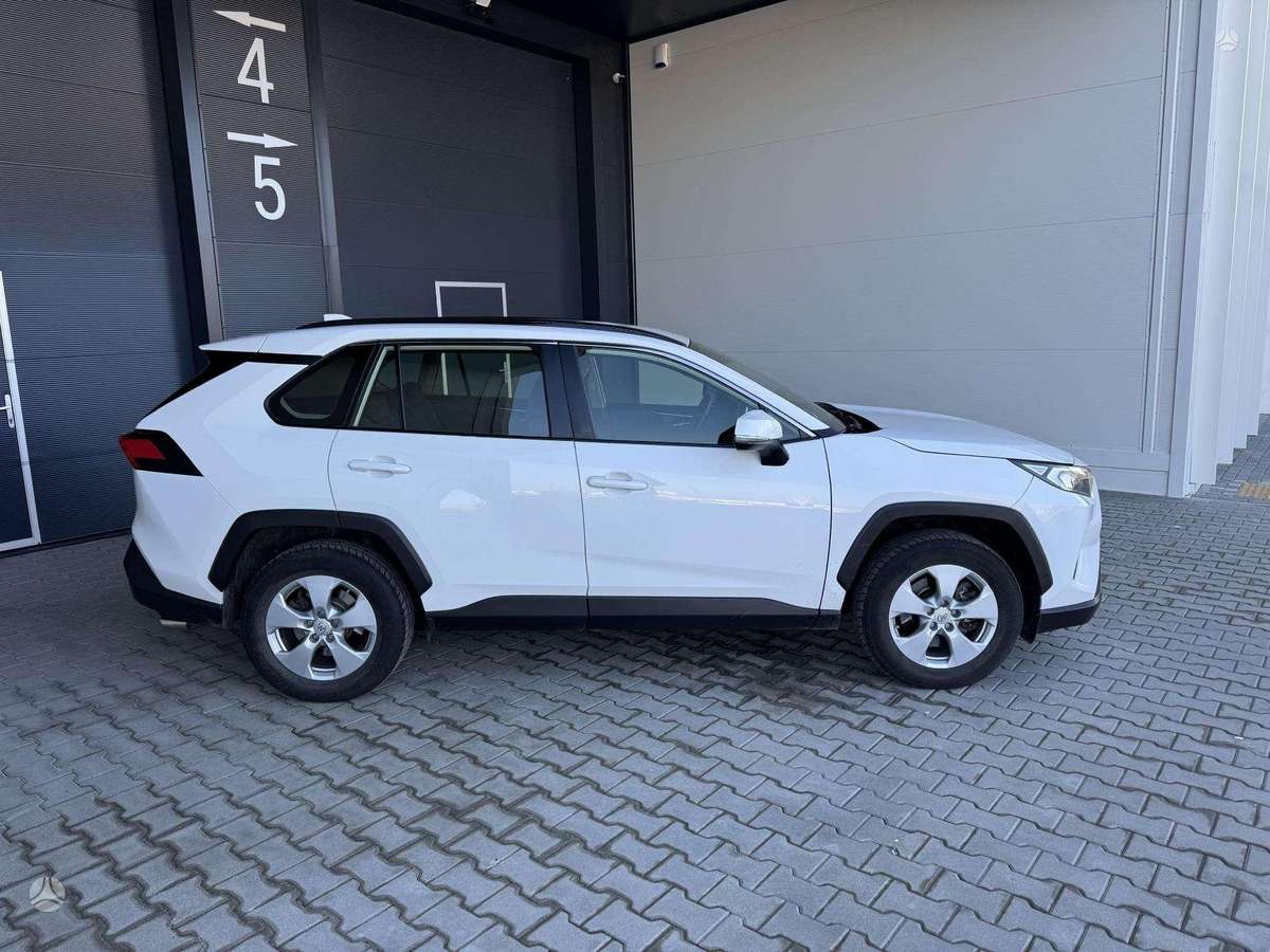 Toyota RAV4 - 2