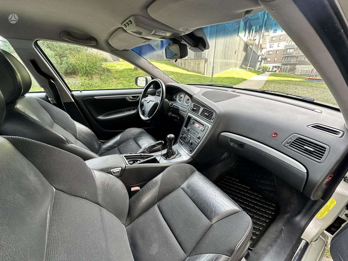 Volvo V70, 2.4 l., Универсал