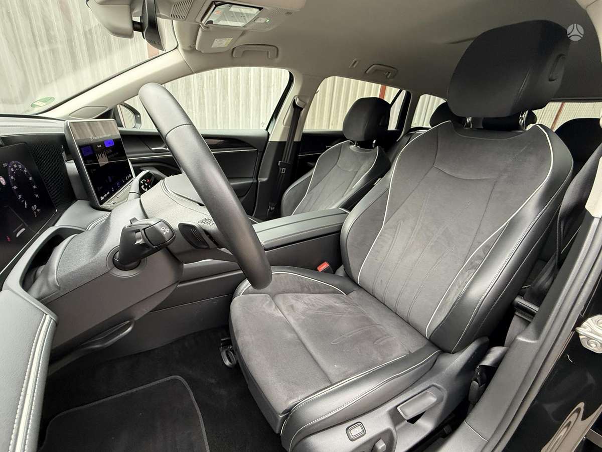 Volkswagen Passat - 9