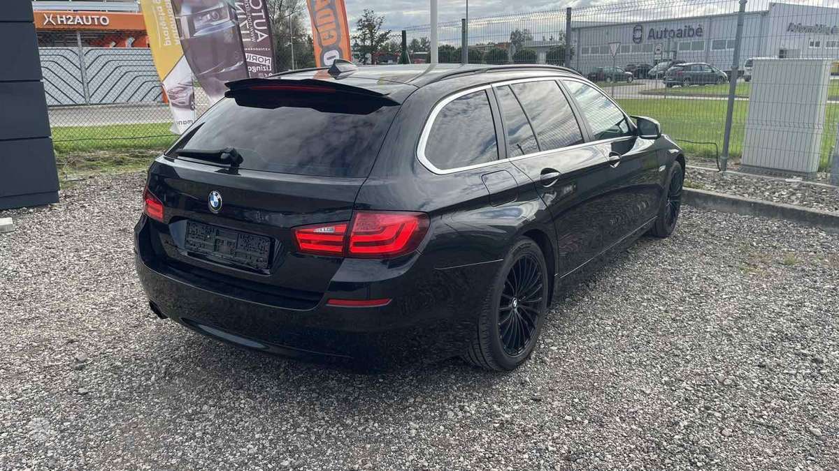 BMW 520, 2.0 l., wagon