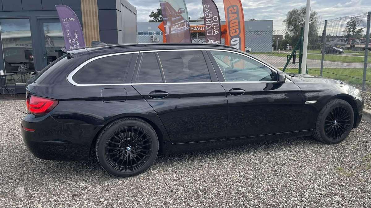 BMW 520, 2.0 l., wagon